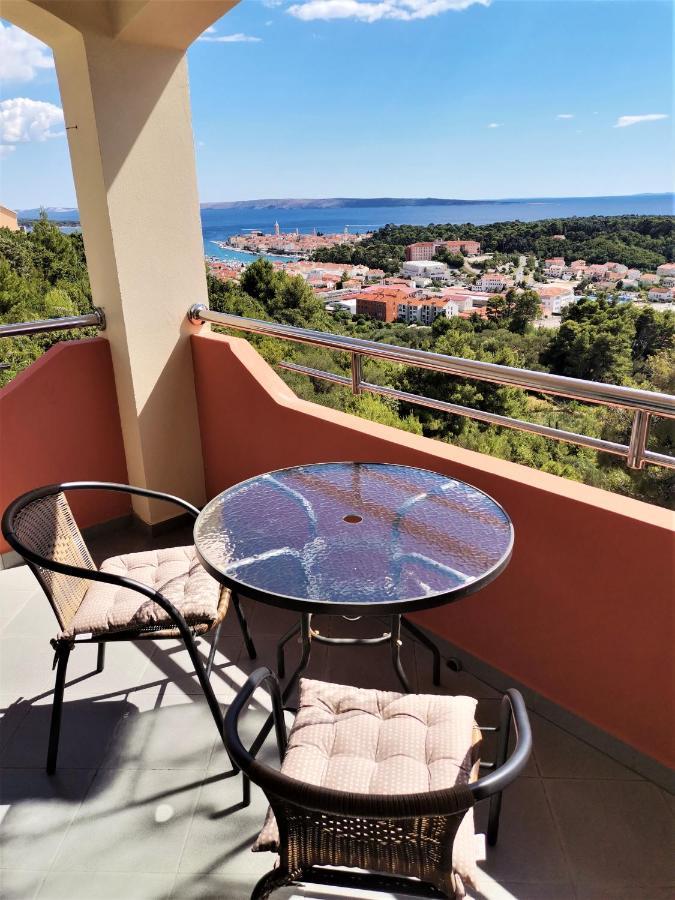Lumar Apartment *