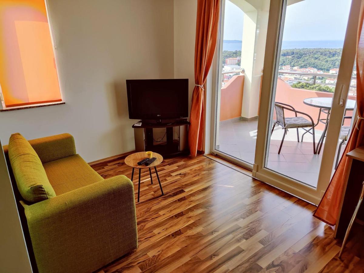 Apartment Lumar *